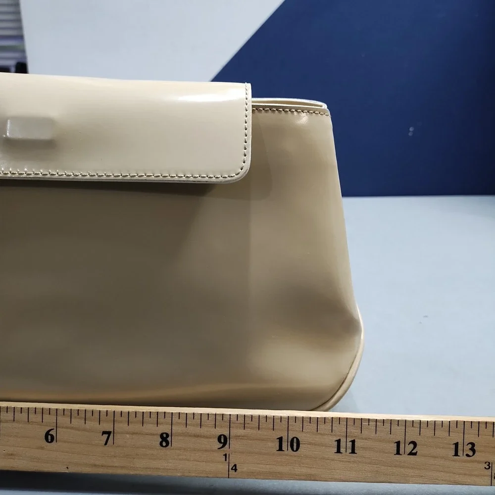 Red Wall Clutch Purse Womens Tan Patent Leather Inner Zip Pocket Flap Design